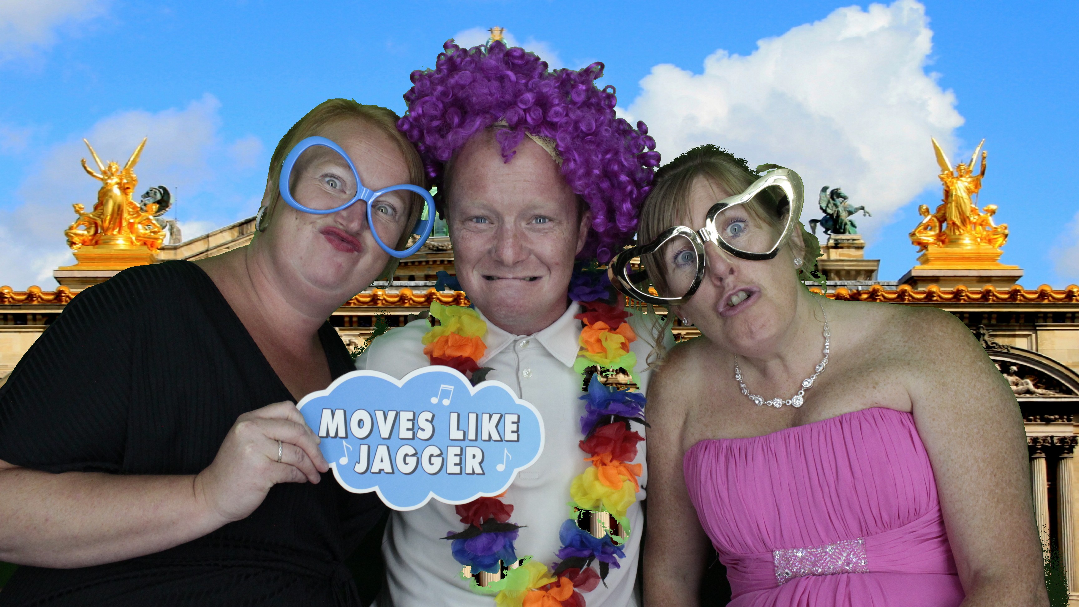 Alan & Maddie | View more photos from the event at gallery.myphotoboothexperience.co.uk/u/MyPhotoBoothExperienceLtd/Alan-Maddie